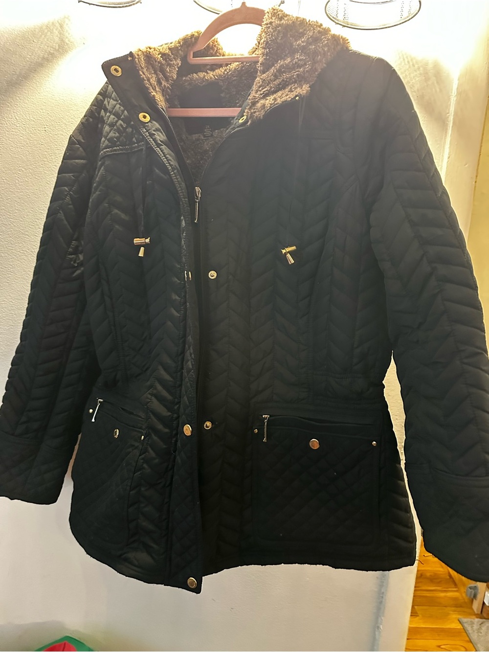 Weatherproof Black Quilted Puffer Coat with Faux Fur Trim